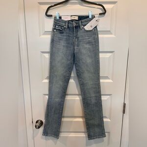 7 For All Mankind Kimmie BNWT Light Wash Women’s Straight Jeans Size 24